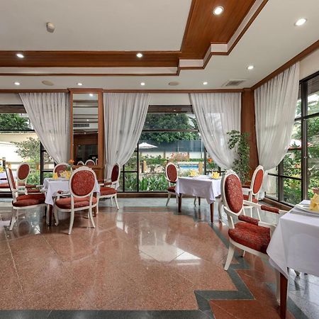 Oriental Palace Hanoi Buitenkant foto